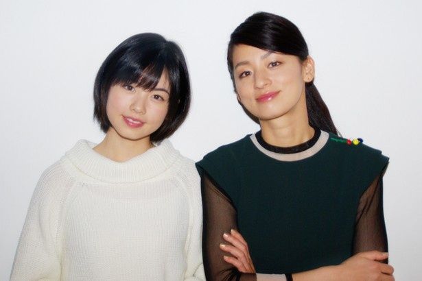 素顔の小芝風花と尾野真千子も、劇中のキキとおソノの関係によく似たイイ雰囲気！