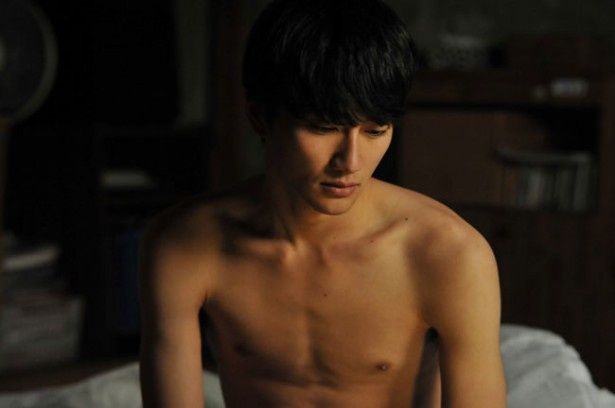 あの80年代アイドルが熟女の色気で翻弄 娘の恋人を奪う人妻役がセクシーすぎる 画像7 8 Movie Walker Press