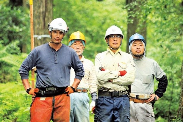 個性的な村の住人たちとのかけ合いも見どころ