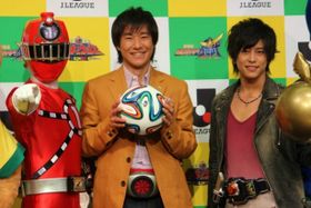 劇場版 仮面ライダー鎧武 ガイム サッカー大決戦 黄金の果実争奪杯 Movie Walker Press