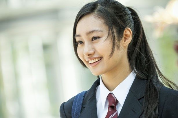 忽那汐里 家政婦のミタ 以来の制服姿はちょっと恥ずかしかった 画像5 10 最新の映画ニュースならmovie Walker Press