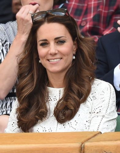 キャサリン妃、ウィンブルドン観戦で興奮したのはジョージ王子のせい？