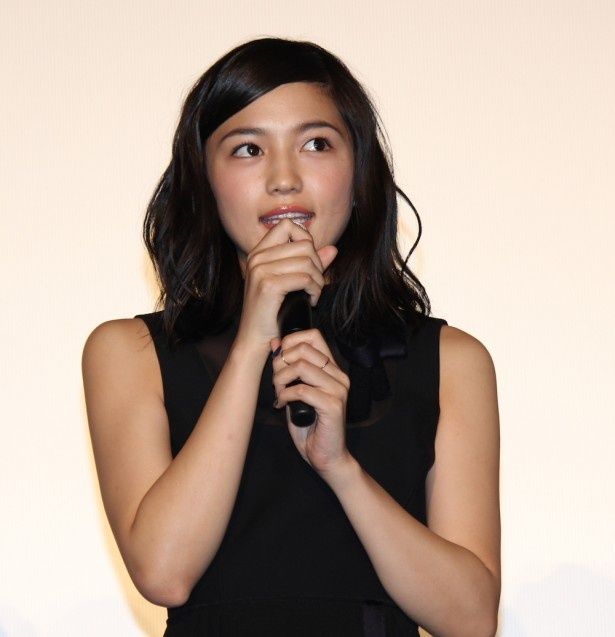 森野恵理役の川口春奈