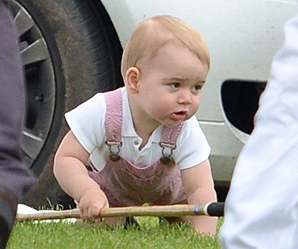 赤ちゃんはジョージ王子の弟？それとも妹？