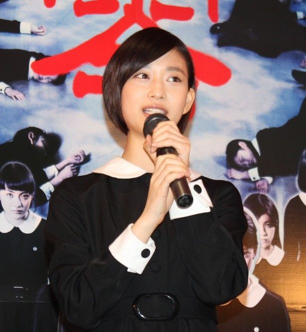 貞子 卒倒し担架で運ばれる 新 美少女ホラーヒロインに完敗宣言 画像11 14 Movie Walker Press