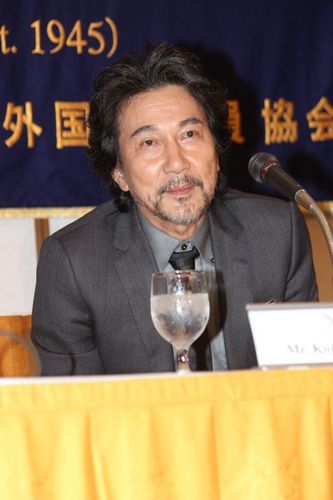 役所広司、黒澤組を受け継ぐ小泉組に感激「日本映画のなかでも新しい体験ができた」