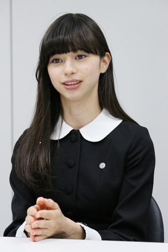 美少女モデル・中条あやみが映画デビューで挑んだ女性同士のキスシーンを語る！