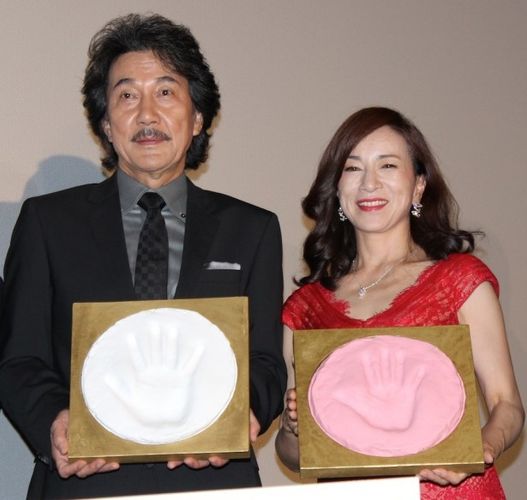 役所広司と原田美枝子が日本映画界の殿堂入り！手形作りを見守った岡田准一は「僕たちもいつか」