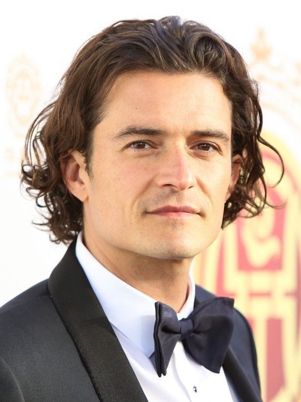 オーランド ブルームとセレーナ ゴメス やはり交際 空港でパパラッチされる 画像1 5 Movie Walker Press