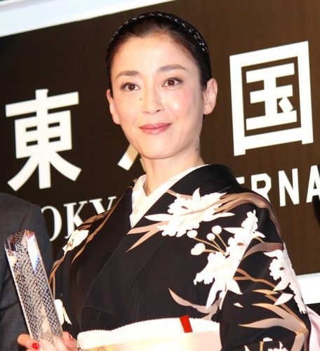宮沢りえ、東京国際映画祭で最優秀女優賞を受賞！「大吉を引いたときのような気持ち」