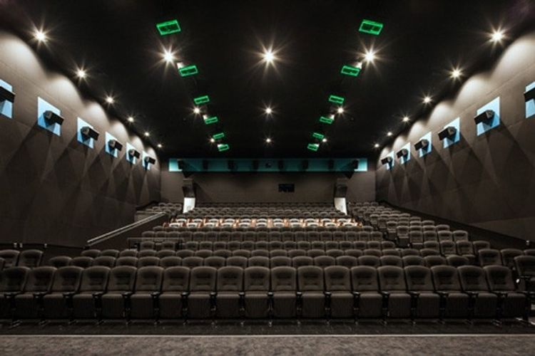 シネマズ 新宿 toho 映画館選び 音響が良い映画館・巨大スクリーンの映画館・4D