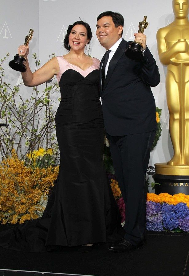 【写真を見る】ロペス夫妻は「Let It Go ありのままで」でアカデミー賞歌曲賞を受賞している
