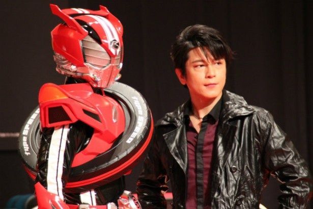 仮面ライダードライブと及川光博