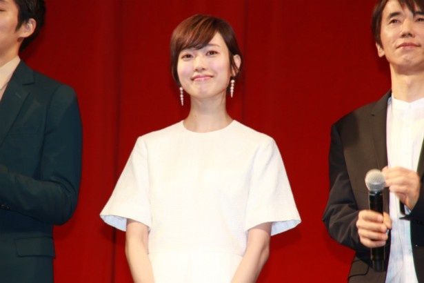 対人恐怖症の妊婦・新田あゆみ役の戸田恵梨香