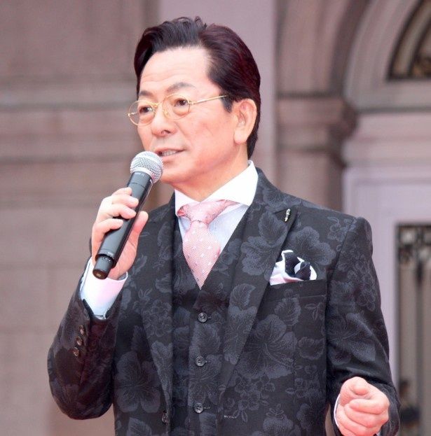 北白川右京役を演じる水谷豊