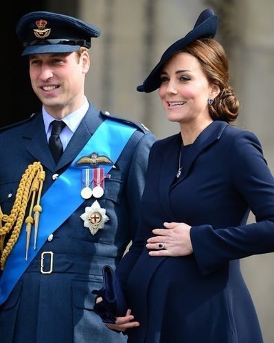 ウィリアム王子とキャサリン妃、結婚4周年は3人で