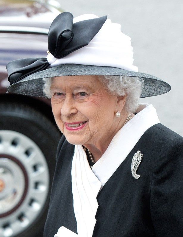【写真を見る】女王本人が祝賀パレードにキャサリン妃を出席させたいと希望？