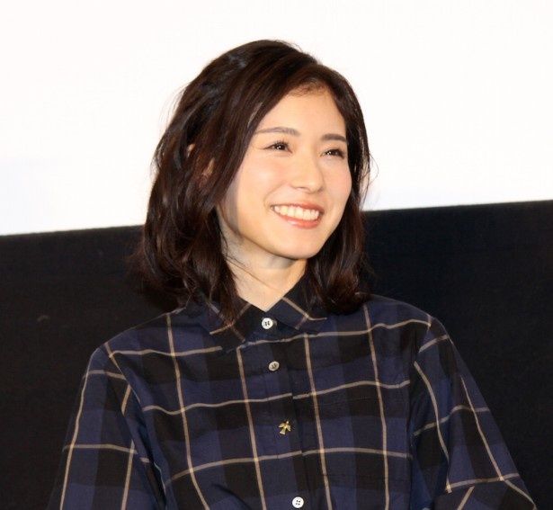 モモ役を演じる松岡茉優