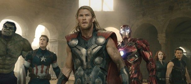 アイアンマン、キャプテン・アメリカ、ソーら人気ヒーローたちが再び集結(『アベンジャーズ/エイジ・オブ・ウルトロン』)
