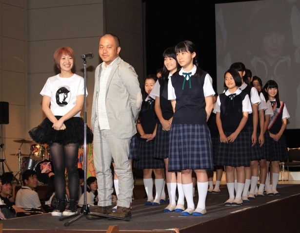 “MOMOYAMA GIRLS COLLECTION”が開催された