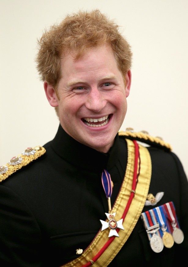 ちなみにウィリアム王子の弟・ヘンリー王子は赤毛でカールしている