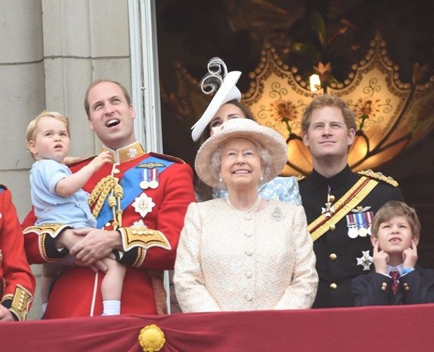 王室の結婚、出産、死などが英国民に与える影響とは？