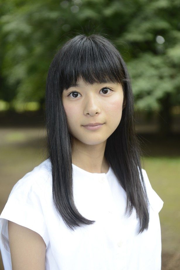 現在連続ドラマ2作品に出演中の芳根京子。『先輩と彼女』(10月17日公開)も待機中！