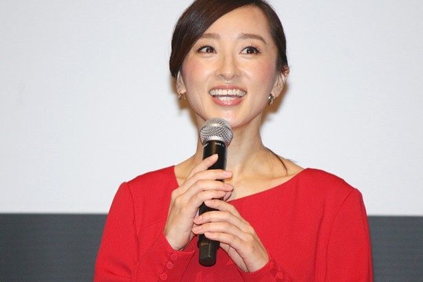同じくメイン司会を務める西尾由佳里アナは「いち映画ファンとして関われることが嬉しい」とコメント