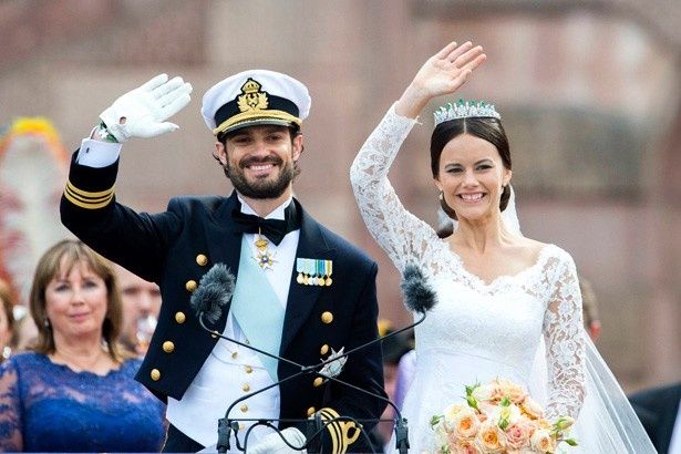 【写真を見る】2015年6月13日に結婚式を行ったスウェーデンのカール・フィリップ王子とソフィア妃