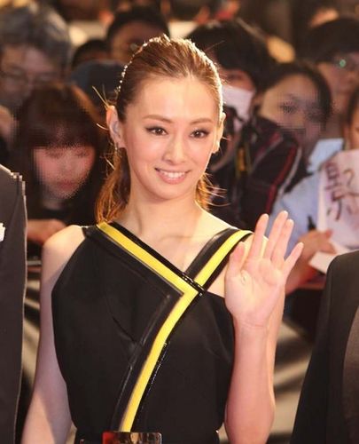 北川景子が東京国際映画祭にサプライズで登場！