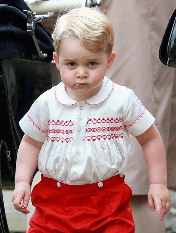 7月にシャーロット王女の洗礼式に参加した際のジョージ王子