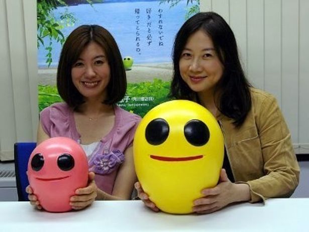 『いけちゃんとぼく』の原作者、西原理恵子(右)と、母・美津子役のともさかりえが対談