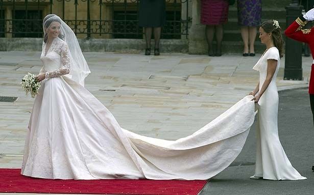キャサリン妃のウエディングドレスにそっくり - フォーマル/ドレス