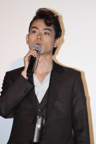 中島裕翔に菅田将暉が「鼻血をたらして殴られ、気持ち良かった」