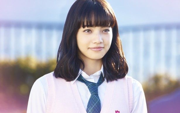 小松菜奈演じる赤羽由宇がドS男子の黒崎くんに翻弄されるエロキュン・ラブストーリー