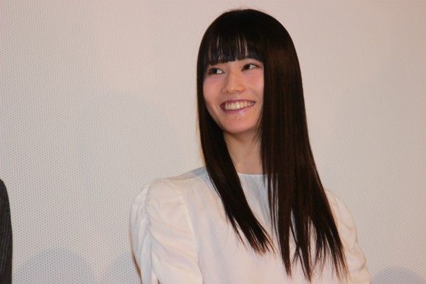 有力者の娘・弓場嶌子役の橋本愛