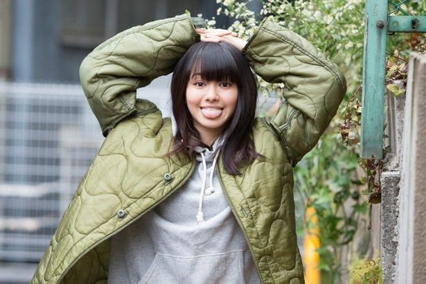 【女優フォト日記】未公開カット メンズファッション誌撮影中の山本舞香