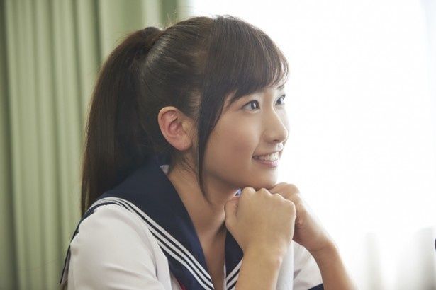 元AKB48の森川綾香がヒロインの綾を演じる