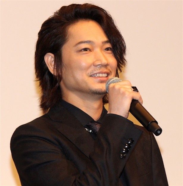 綾野剛「たまにはキュンキュンしたい」と願望を明かす！