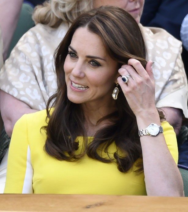 キャサリン妃の腕時計は、同じブランドで約68万円