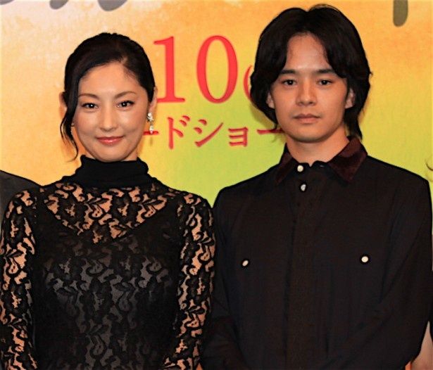 常盤貴子、池松壮亮に髪を切られた感想は？