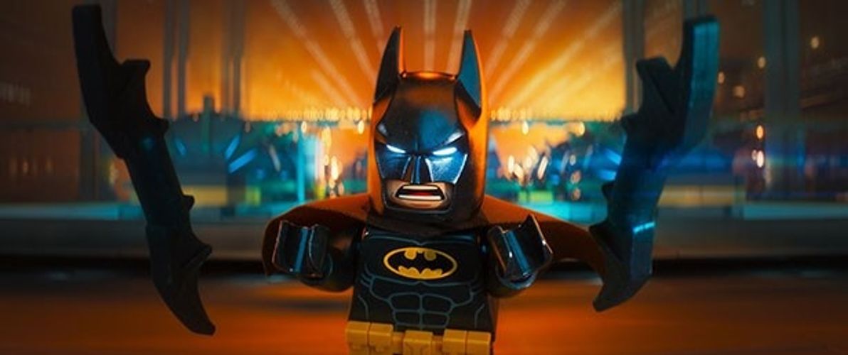 バットマンと宿敵ジョーカーがレゴの世界で激突！
