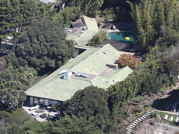 【写真を見る】資産価値12億円！アンジェリーナが借りた豪邸