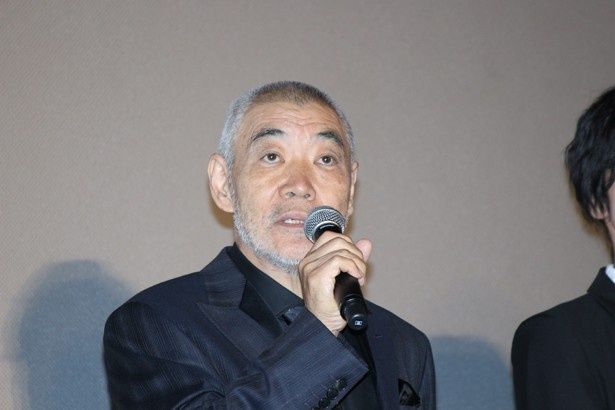 「阿部ちゃん身長また伸びた？」と阿部をイジっていた柄本明