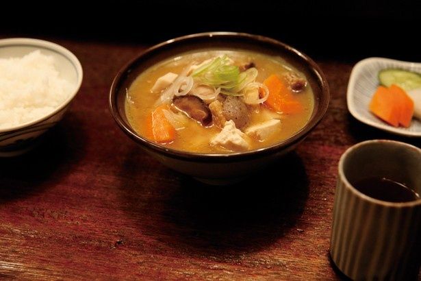 身も心もあったる豚汁「深夜食堂」を象徴するような一品