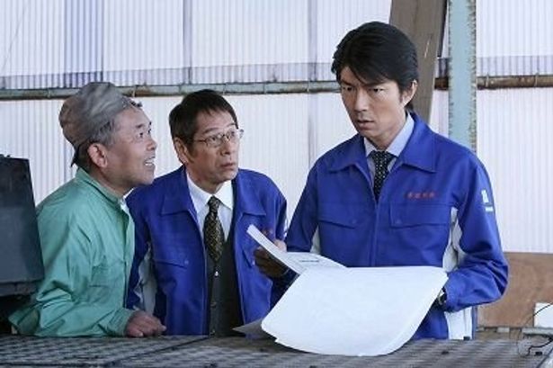 運送会社社長を演じる仲村トオル