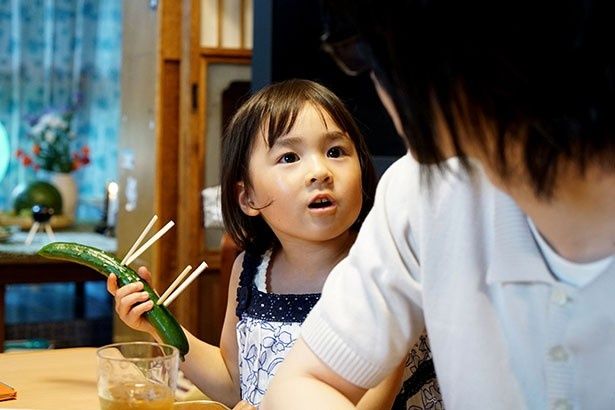 川本三姉妹の末っ子、モモ