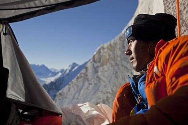難攻不落の“世界一の壁”ヒマラヤ・メルー峰にあるシャークスフィンと呼ばれる頂上に挑むドキュメンタリー