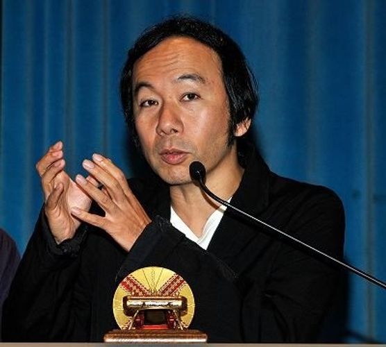 塚本晋也監督『TETSUO』がタランティーノに並ぶ名誉賞を受賞！